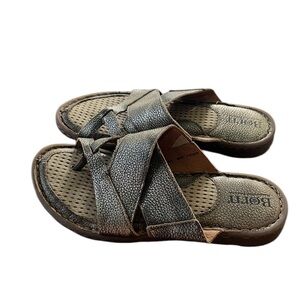 Born Women's Sorja Sport Gold Full Grain Leather Toe Strap Sandals Size 6